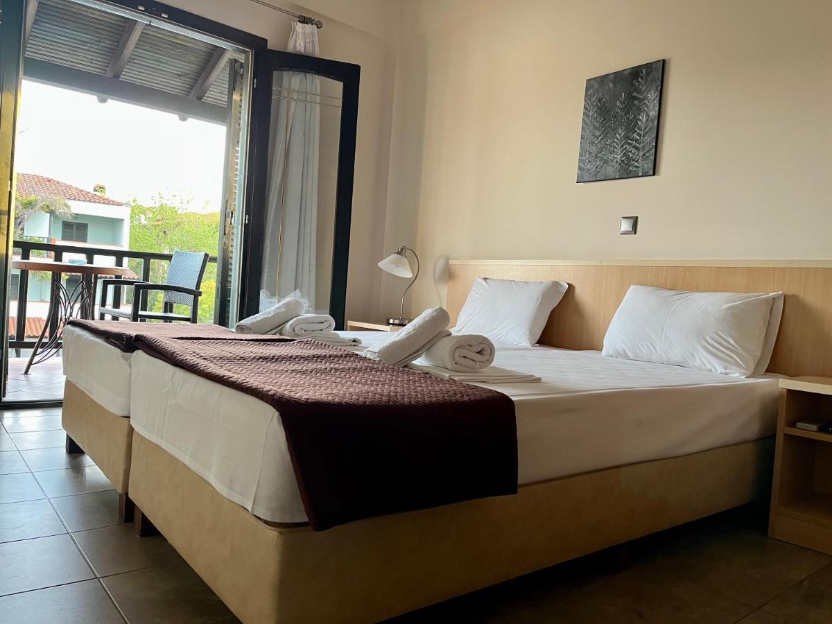 Eden Hotel Afytos Ngoại thất bức ảnh